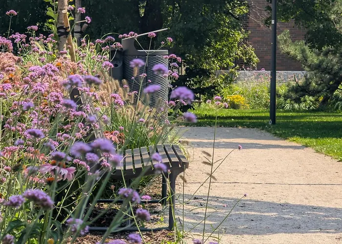 Malt & Monarch Apartament *